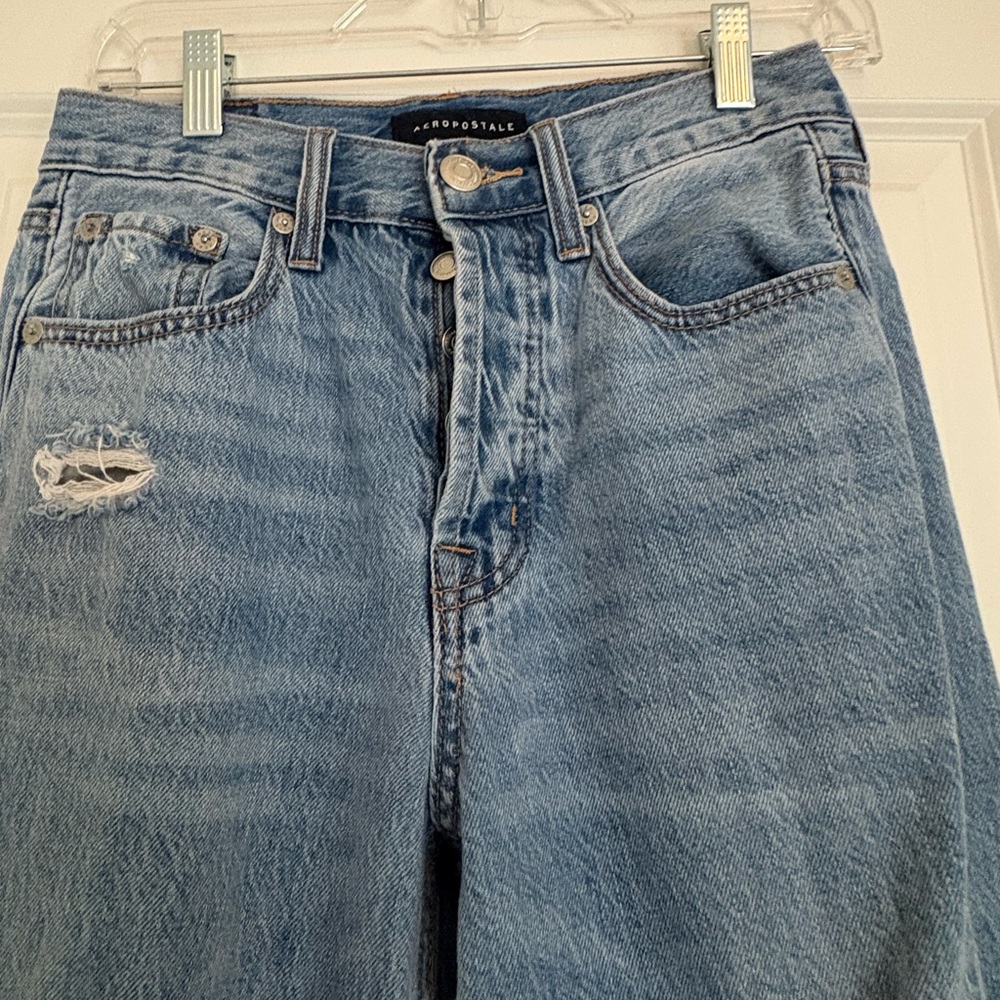 Aeropostale 90s Baggy Distressed Jeans - Picture 4 of 16